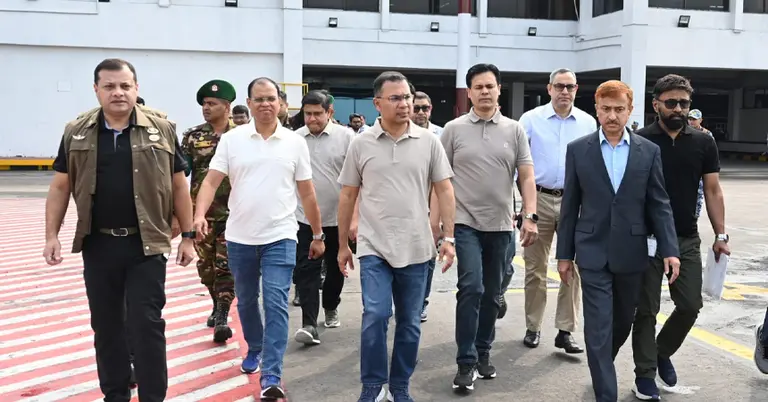 যশোরের উদ্দেশে প্রধানমন্ত্রী